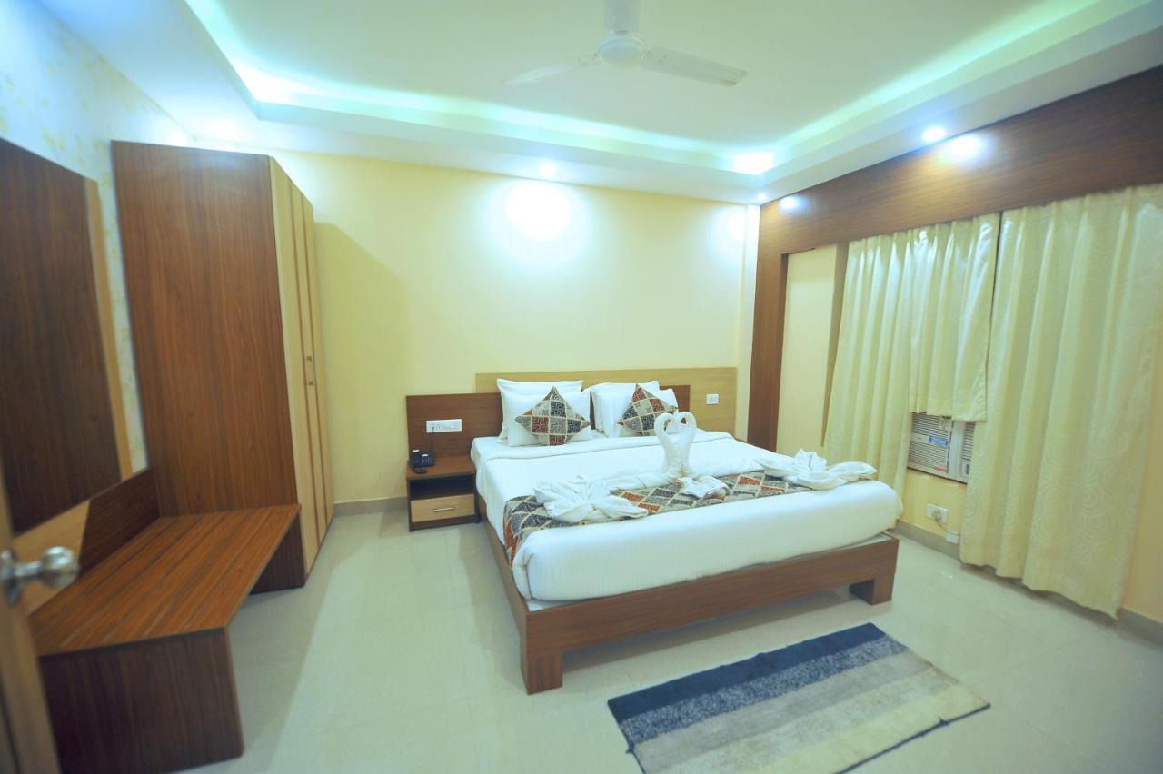 Pipul Hotels And Resorts 400 Meter From Sea Beach بوري المظهر الخارجي الصورة