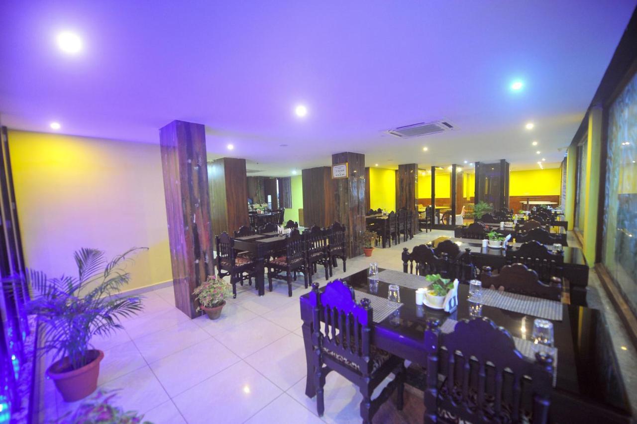 Pipul Hotels And Resorts 400 Meter From Sea Beach بوري المظهر الخارجي الصورة